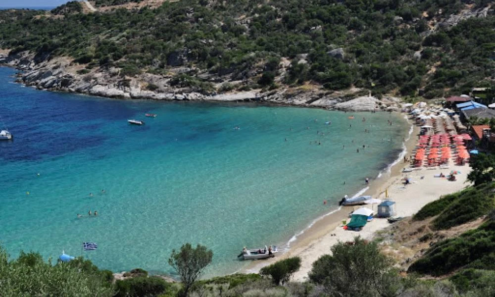Θεσσαλονίκη: «Βούλιαξαν οι παραλίες της Χαλκιδικής»